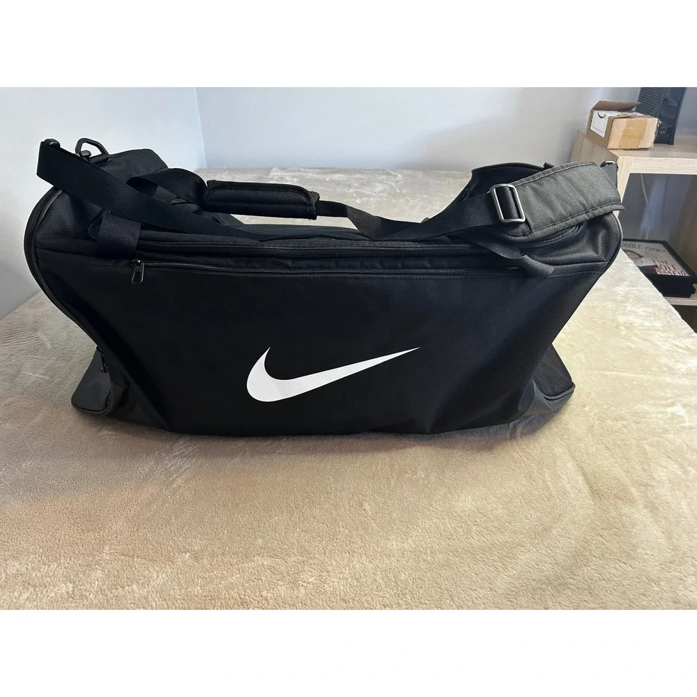 NWT Nike Brasilia 9.5 Training Duffel Bag Large 95L Black White IB4391-010 Gym⁠